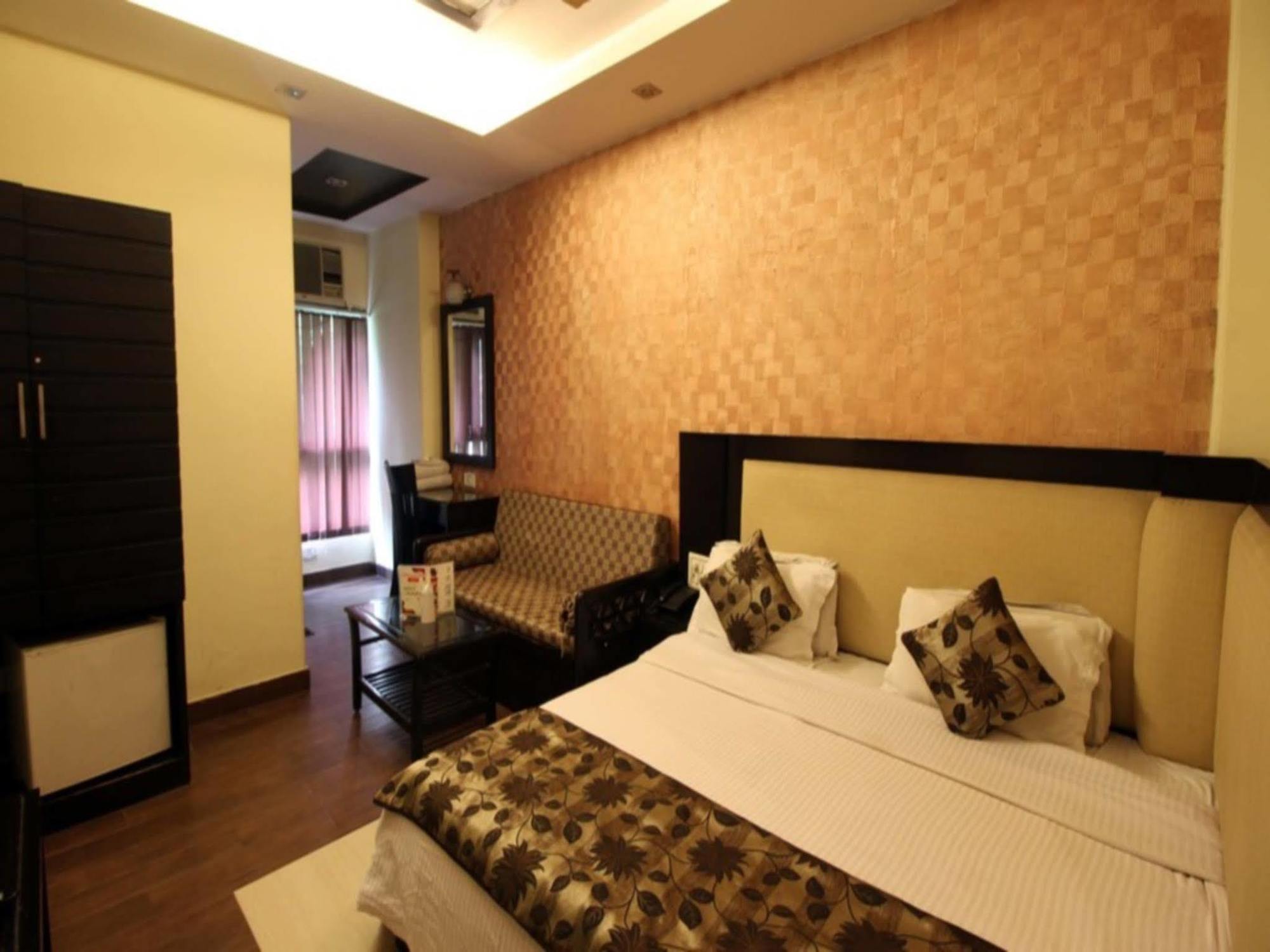 Arihant Inn-Near Blk Hospital New Delhi Exterior foto